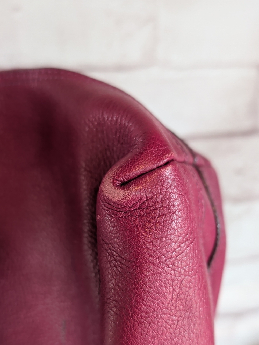 Fossil Pebbled Leather Shoulder Bag in Berry Purple - Picture 11 of 12